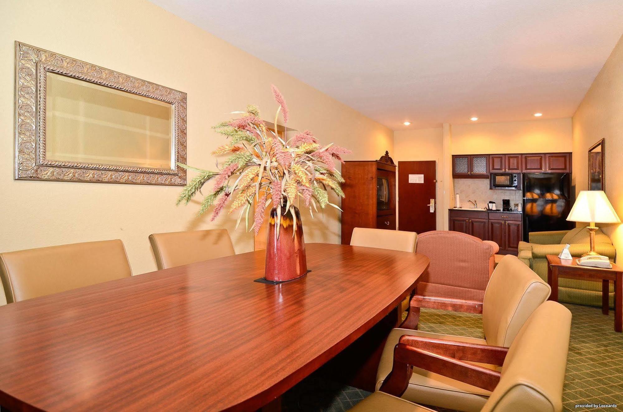 Best Western Heritage And